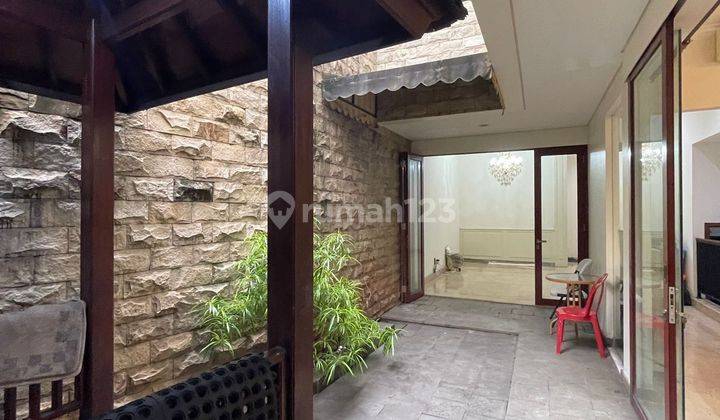 Rumah bergaya Bali modern  dengan jalan yg lebar dekat kepancoran 2