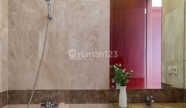 Full marmer Kosan 8 pintu ini bisa anda miliki dengan pasive income nya murah hanya 22 juta permeter lokasi dikemang jakarta selatan  2