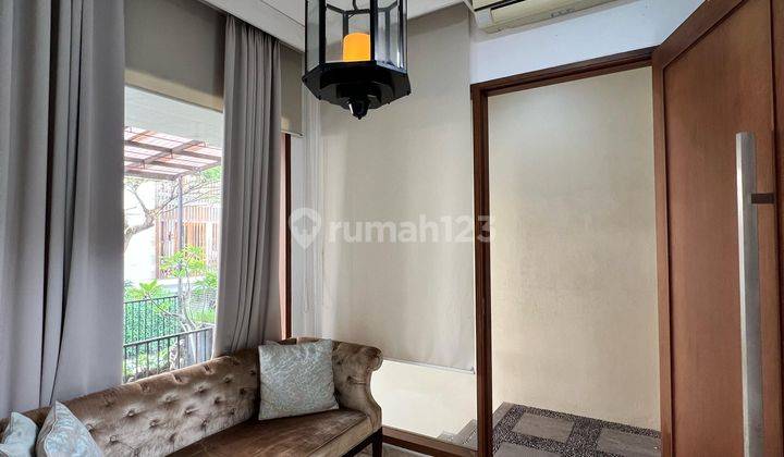 Rumah mewah siap huni lokasi di Kemang dalam cluster di Kemang Timur  2