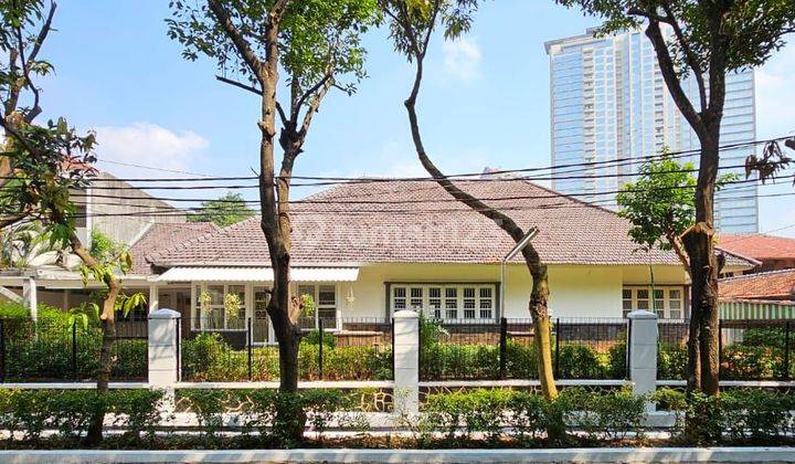 Depan taman bonus rumah harga menarik 2