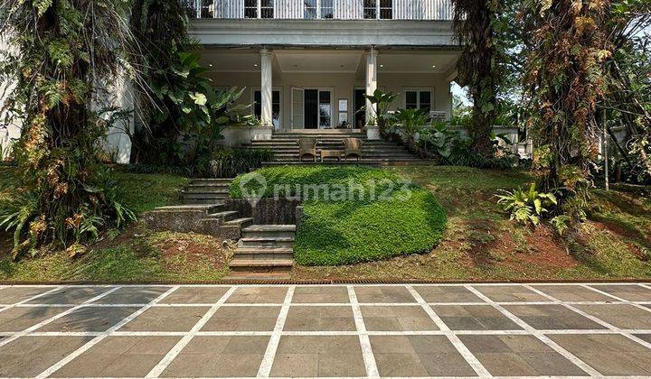 Rumah Dua Lantai Di Sentul Sangat Cantik Dan Elegan  2