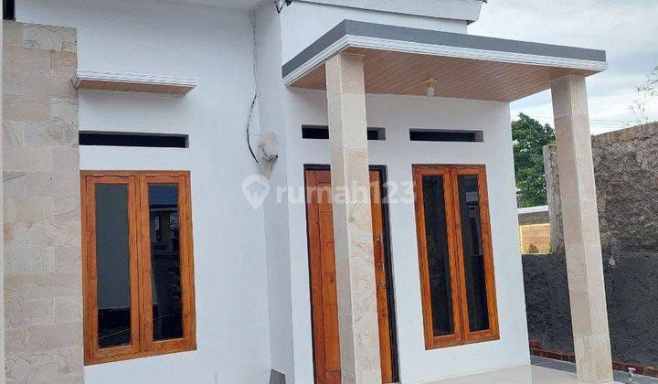 Rumah Modern Minimalis Di Dekat Kopo SHM 2