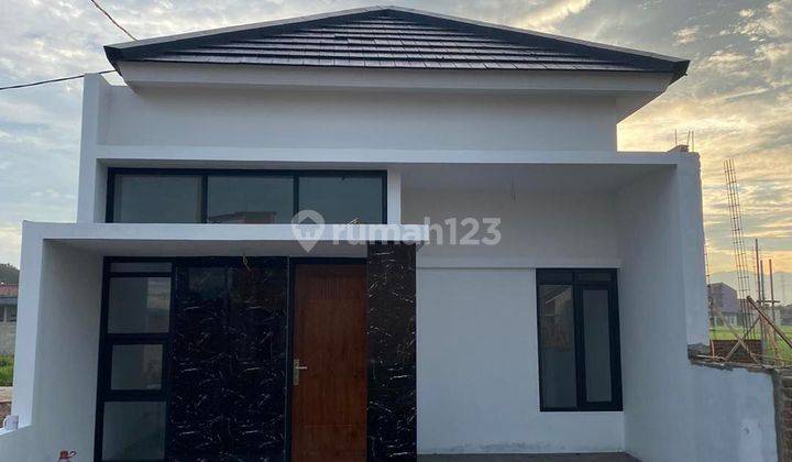 Rumah Modern Di Bandung Dekat Exit Tol Kopo  1