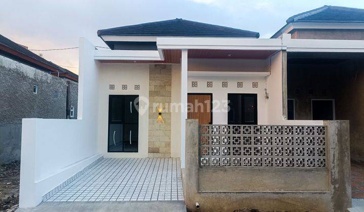 Rumah di Jalan Malakasari 2 Menit Borma rencong  1