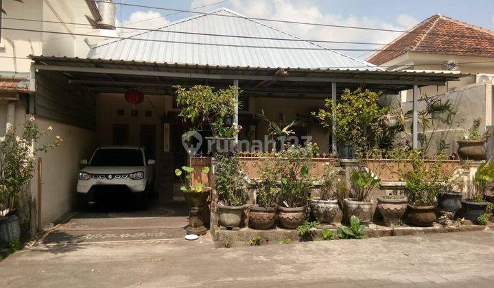 CM200 Selling a house in Bungtomo, Denpasar, North Bali, near Gatsu Dalung, Kerobokan  1