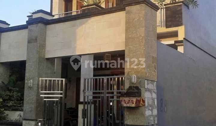 K310 Jual Rumah Muding Tengah Kerobokan Kuta Badung Bali Dekat Denpasar Seminyak Canggu Dalung 