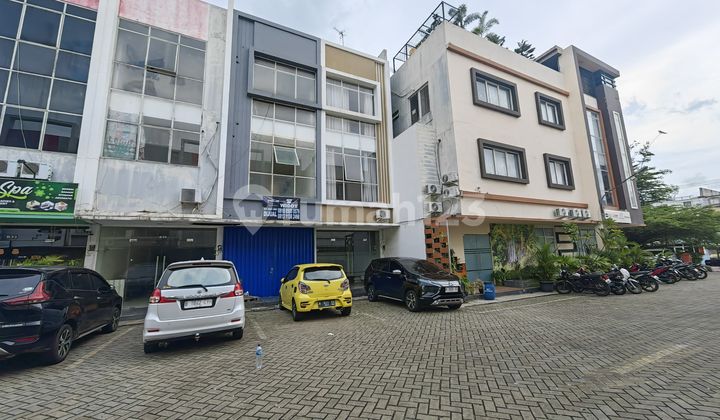 For Rent: Ready-to-Use Shop House in Cilegon Business Square, Tidy and Clean Condition For Rent: Ready-to-Use Shop House in Cilegon Business Square, Tidy and Clean Condition