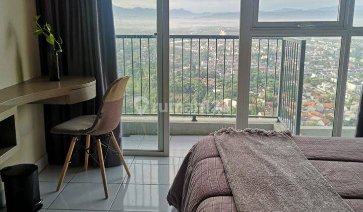 Dijual Cepat Furnished Apartement Casa De Parco Lantai Tinggi 2