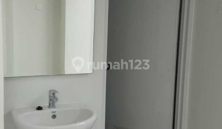 For Rent: New Condition 3-Story Shophouse in Campton BSD City For Rent: New Condition 3-Story Shophouse in Campton BSD City