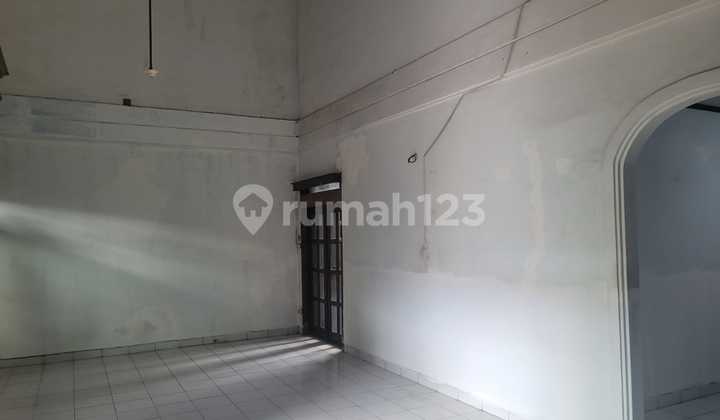 Grand main house for rent Grand main house for rent