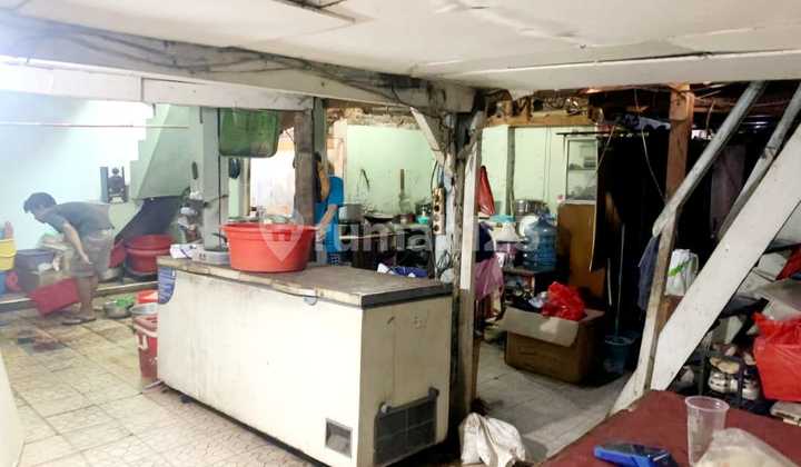 Dijual rumah tempat usaha pinggir jalan  raya am sangaji jakbar 