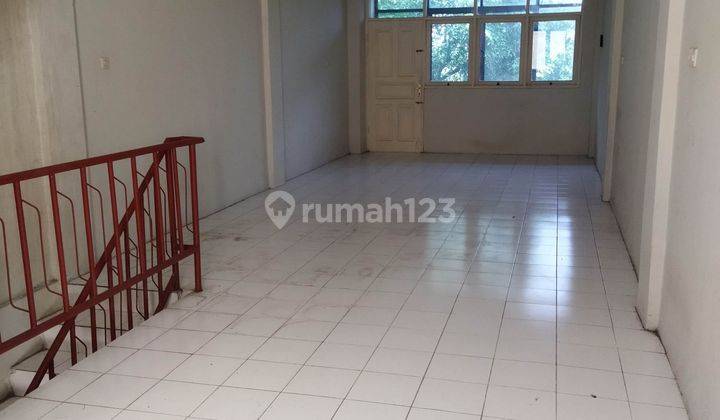 Ruko 3 Lantai Jl Kosambi Raya, Jakarta Barat 2