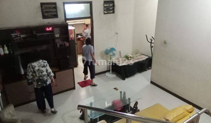 2 Rumah Gandeng Siap Huni 3,5 Lantai Pinggir Jalan 30 Kamar Cocok Untuk Kos Kosan di Sawah Besar 2