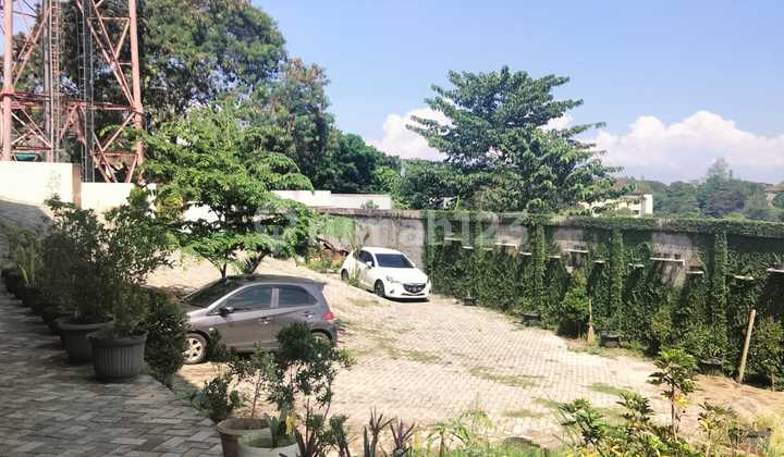 Active Kos Rental Price 32 Million Per Year Near Unpad Campus 2