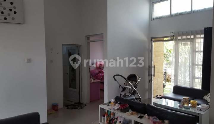 For Sale Cheap House in Cipageran Cimahi Land Area 123M² Freehold Title 2