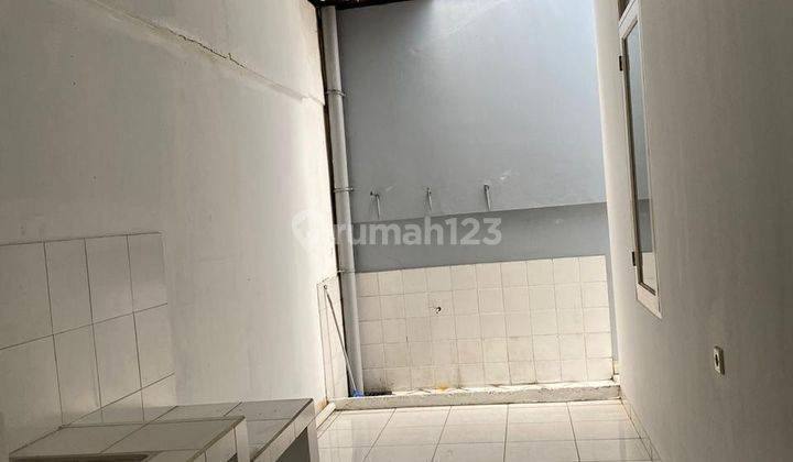 Dijual Rumah di Bulevard Hijau Harapan Indah Bekasi  2