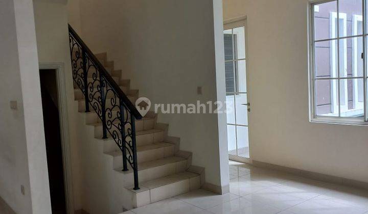 Disewakan Rumah Green Lake City, Semi Furnished, Siap Huni 1