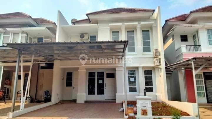 Rumah 2 lantai di perumahan legenda wisata Cibubur  1