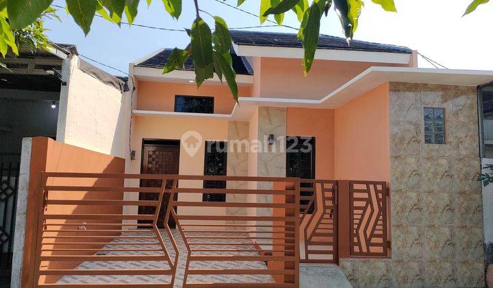 Rumah minimalis siap huni di Citra indah City 1