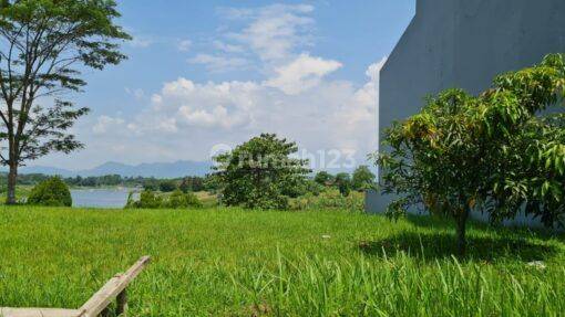 Jarang Ada Tanah Tepi Danau Tatar Candraresmi 2