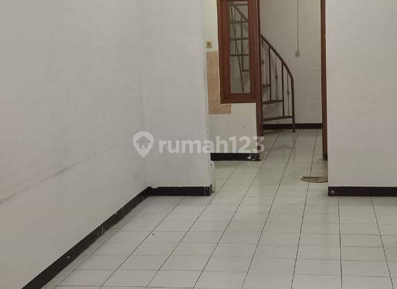 Rumah Minimalis Taman Holis Indah Bandung 1