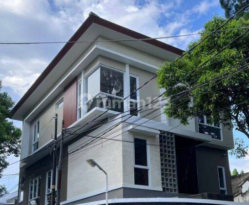 Rumah 2 Lantai Rasa Villa di Cigadung , Bandung 1