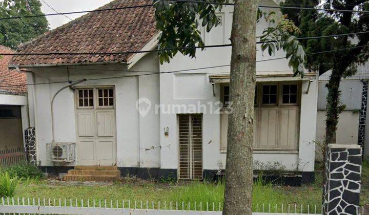 Rumah Nuansa Heritage di Sayap Dago Bandung 1