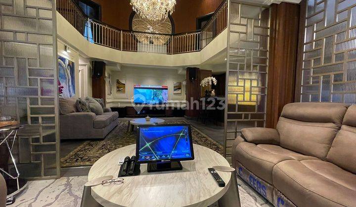 Rumah Istana Mewah 50 Milyar di Bandung Utara 1