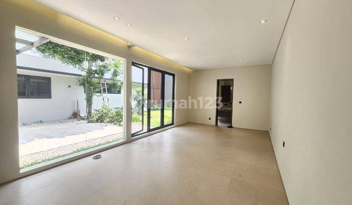 Disewakan Rumah Lux Siap Huni di Kota Baru Parahyangan 1