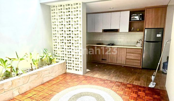 Rumah Furnished di Summarecon Bandung Cluster Flora 2