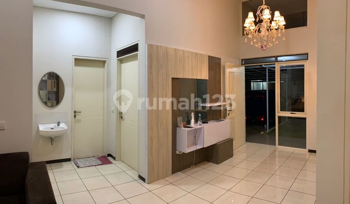 Disewakan Rumah Full Furnish di Kota Baru Parahyangan