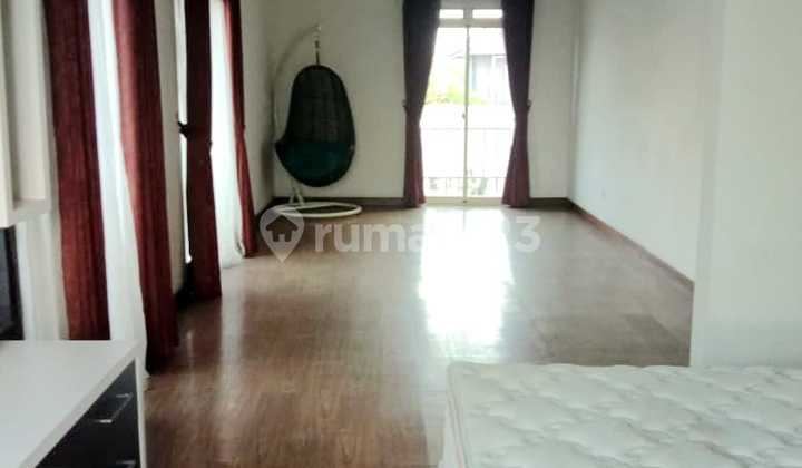 Dijual Cepat Rumah Semi Furnish di Kota Baru Parahyangan