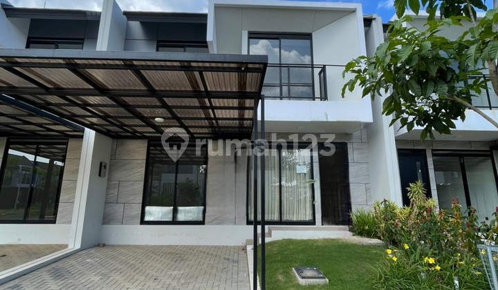 Ready-to-Occupy House in Tatar Punawangi, New City of Parahyangan Ready-to-Occupy House in Tatar Punawangi, New City of Parahyangan