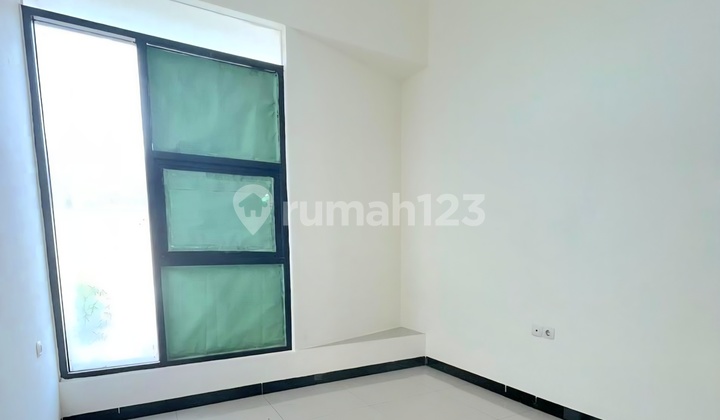 Ready-to-Occupy House in Taman Kopo Indah, Bandung House