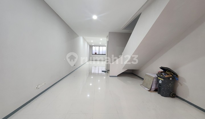 Main Road Shop House, New City Parahyangan, Padalarang, Bandung 2