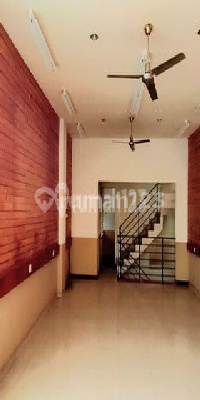 Ruko Siap Pakai di Jl. Terusan Jakarta Antapani Bandung