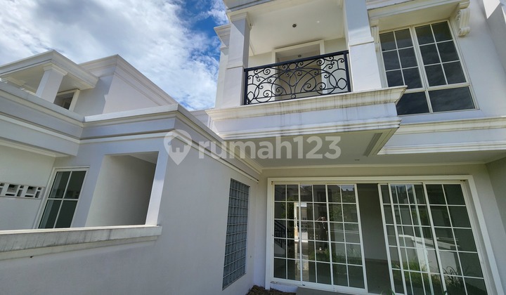 Rumah Mewah View Danau Podomoro Park Bandung Rumah Mewah View Danau Podomoro Park Bandung