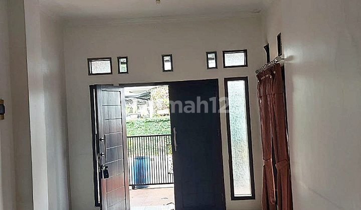 Beautiful Minimalist 2-Story House 84/96M² Behind Pakuwon Mall 2