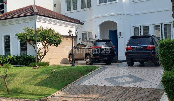 Rumah Cantik LT 450m2 di Kemang Pratama Regensi 1