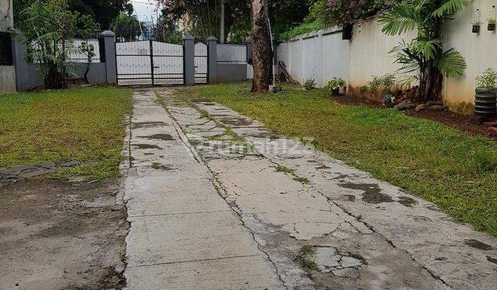 Dijual Rumah SHM Bagus di Jalan Proklamasi Menteng 2