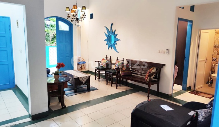 Rumah Cantik Fully Furnised 135/120M² di Kemang Pratama 3 Hekasi 2