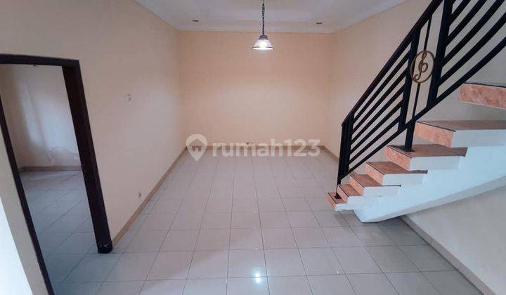 Rumah Hook Siap Huni 2 Lt 180m² Di Perum. Rawalumbu Bekasi 2