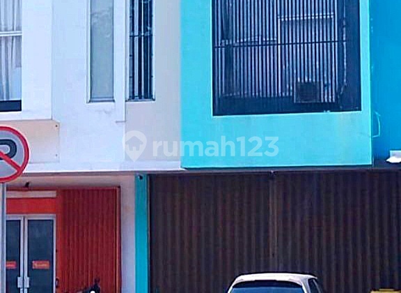 Luxury 2-Story Ruko Fully Furnished in Metland, East Jakarta 2