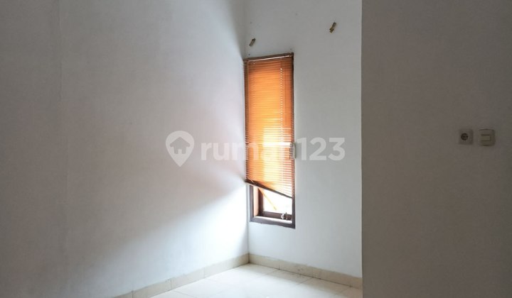 Rumah Siap Huni 2 Lantai di Jl Swadaya Duren Sawit Jakarta Timur 2