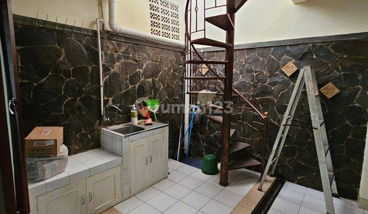 Disewakan Rumah Dekat Pakuwon Bekasi Barat 2