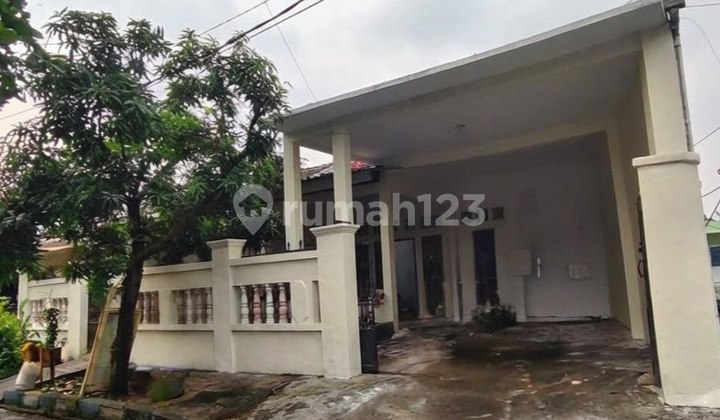 For Rent: Hook House Ready to Occupy in East Bekasi Regency