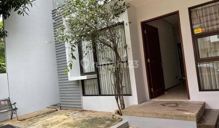 Disewakan rumah bagus 2 lantai di Villa Mutia Kirana Bekasi Timur 2