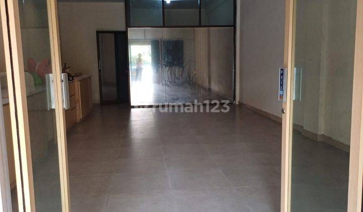 Dijual ruko  2,5 lantai di Kemang Pratama Bekasi 2