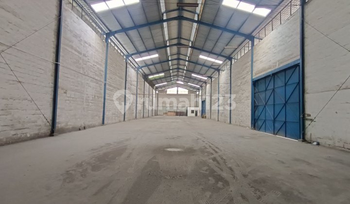 Disewakan Gudang Murah Pinggir Jalan Utama Narogong Siliwangi Rawalumbu Bekasi 2