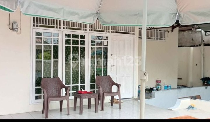 Disewakan Rumah Di Komplek Pondok Bambu Jakarta Timur 2